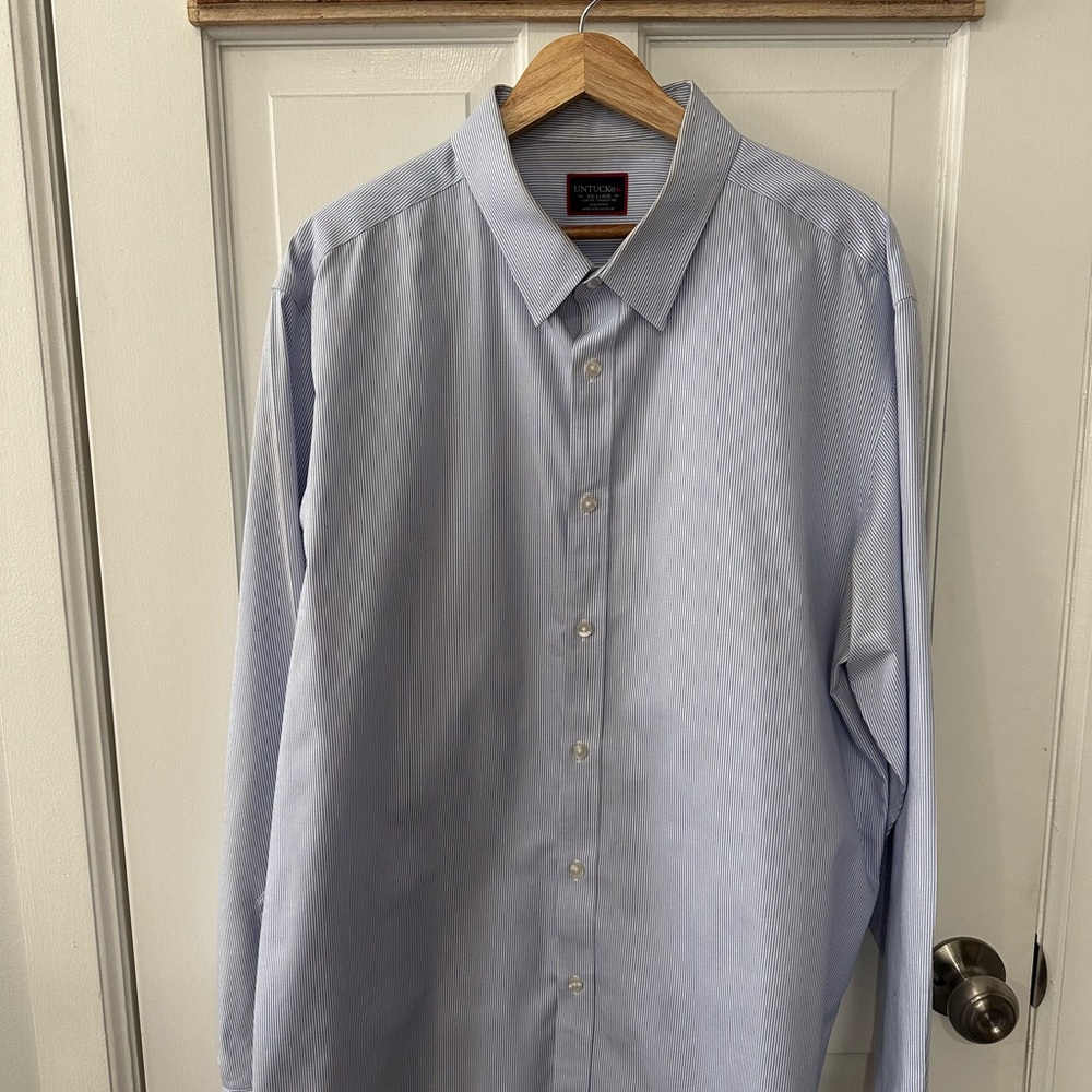 UNTUCKit Men's Blue Shirt